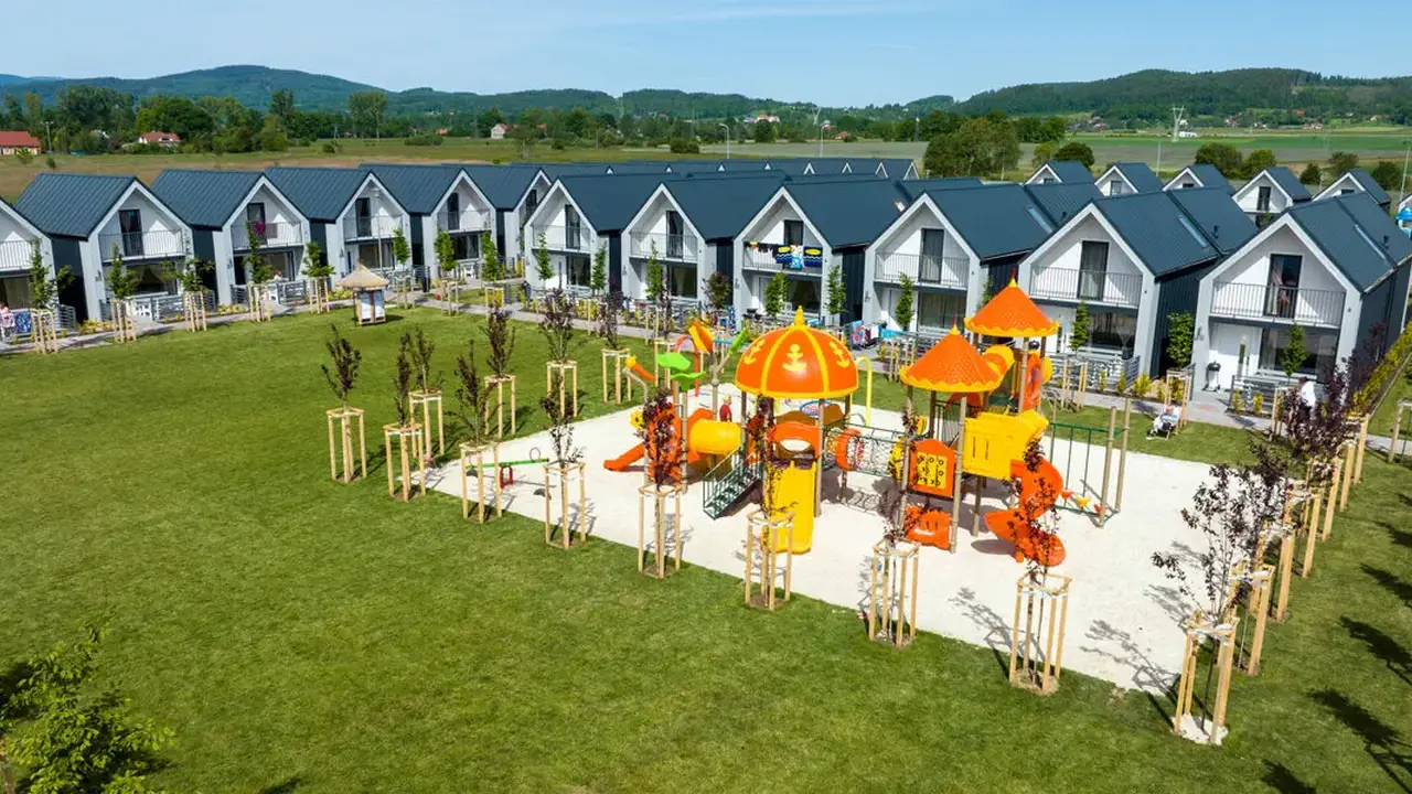 Holiday Park & Resort Uzdrowisko Cieplice Zdrój