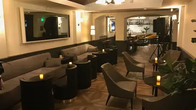 Hollywood Hotel
