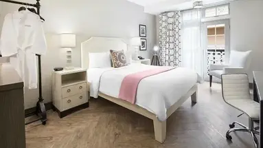 Hollywood Hotel