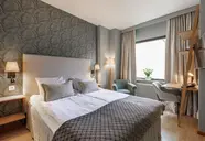 Home Hotel Wellington