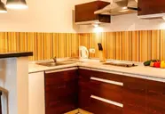 Home & Travel Apartments