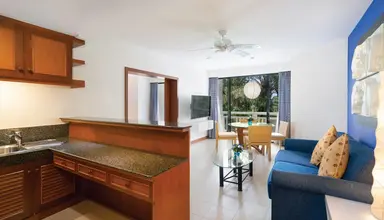 Homm Suites Laguna (ex Laguna Holiday Club)