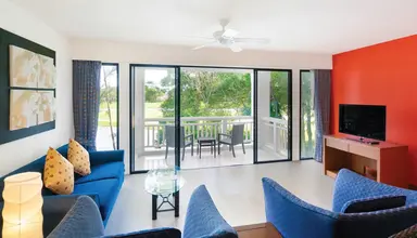 Homm Suites Laguna (ex Laguna Holiday Club)