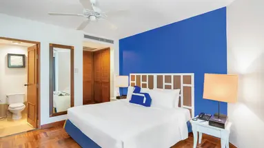 Homm Suites Laguna (ex Laguna Holiday Club)