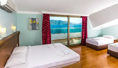 Honeymoon Beach