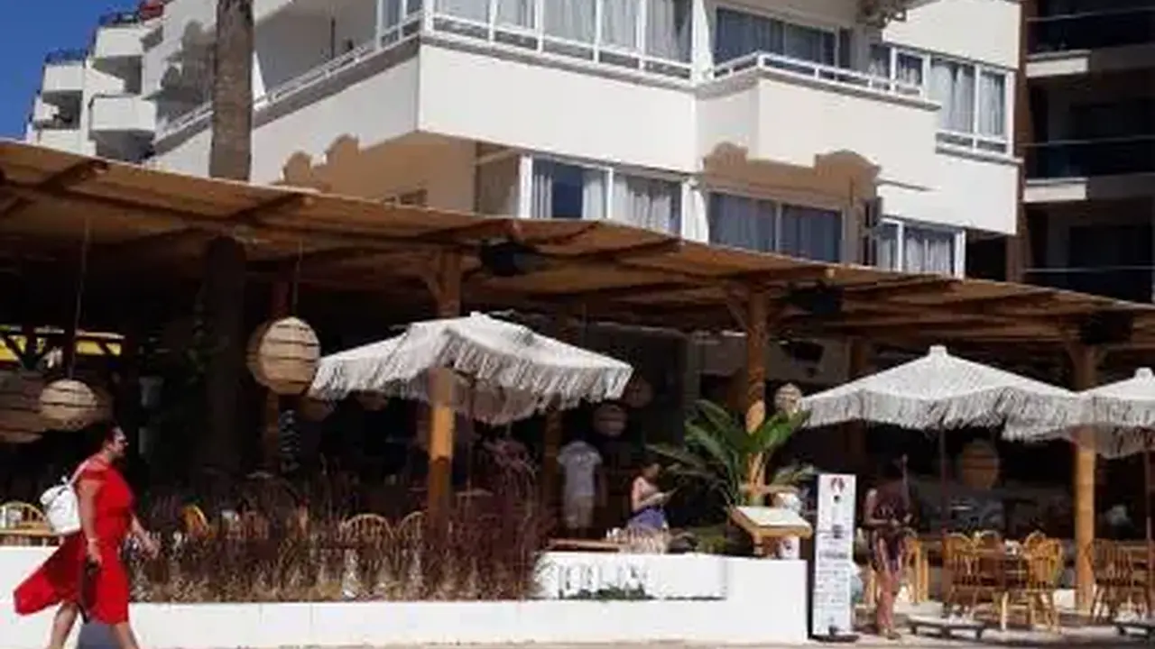 Honeymoon Beach