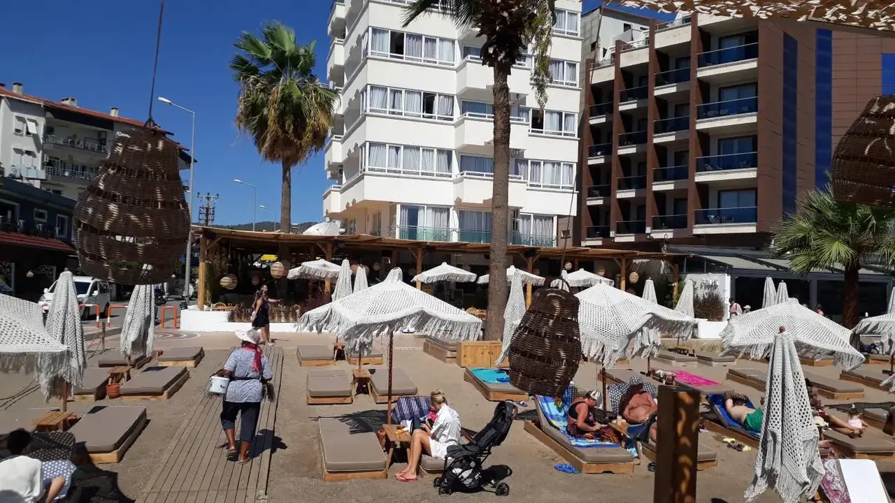 Honeymoon Beach