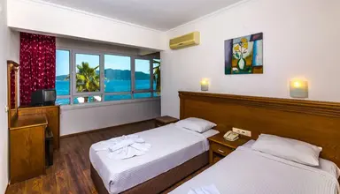 Honeymoon Beach