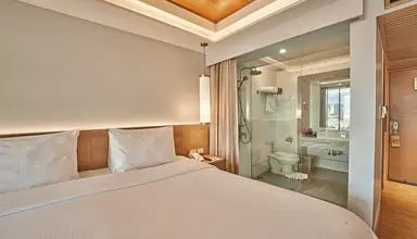 Horizon Karon Beach Resort