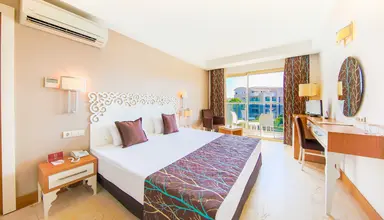 Horus Paradise Luxury Resort & Club