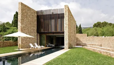 Hospes Maricel