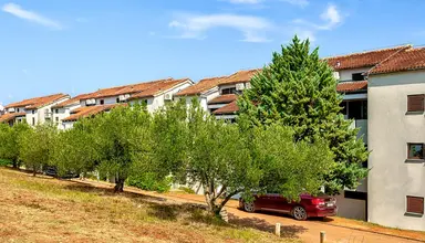 Hostin Roza Apartments