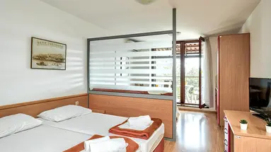 Hostin Roza Apartments