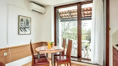 Hostin Roza Apartments