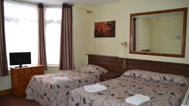 Hotel 65