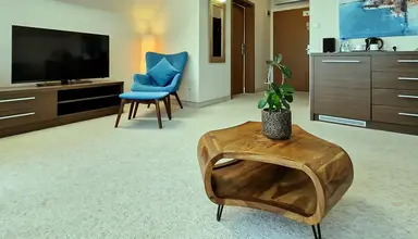 Hotel 77