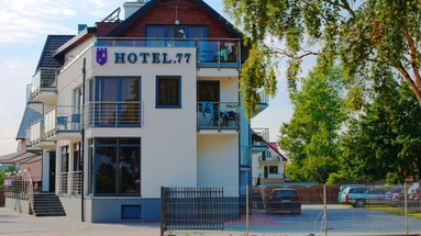 Hotel 77