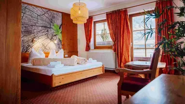 Hotel in the HEART