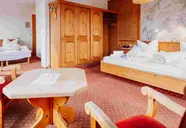 Hotel in the HEART