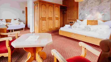 Hotel in the HEART