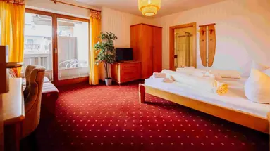 Hotel in the HEART