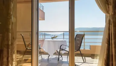 Hotel M