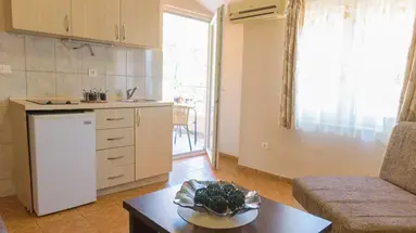Hotel M