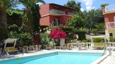 Hotel Oasis Perama