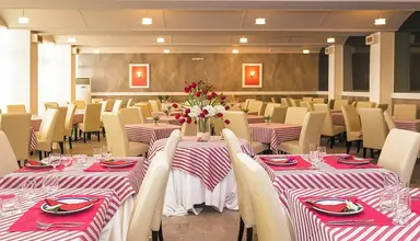 Hotel Oasis Perama