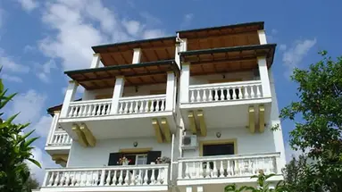 Hotel Oasis Perama