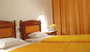 Hotel Oasis Perama