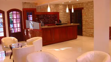 Hotel Oasis Perama