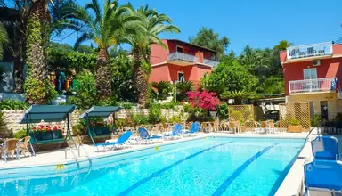 Hotel Oasis Perama