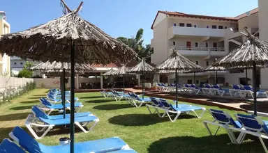 Hotel Sunday