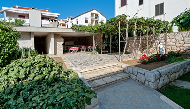 House Apolonia