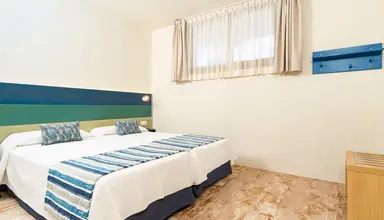 Hovima La Pinta Beachfront Family