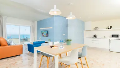 Hovima La Pinta Beachfront Family