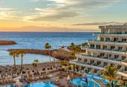 Hovima La Pinta Beachfront Family