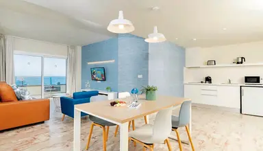 Hovima La Pinta Beachfront Family