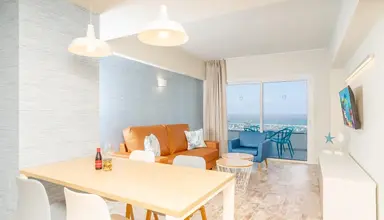 Hovima La Pinta Beachfront Family
