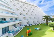 Hovima La Pinta Beachfront Family
