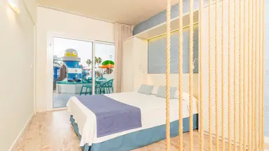 Hovima La Pinta Beachfront Family