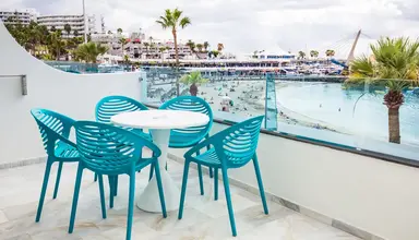 Hovima La Pinta Beachfront Family
