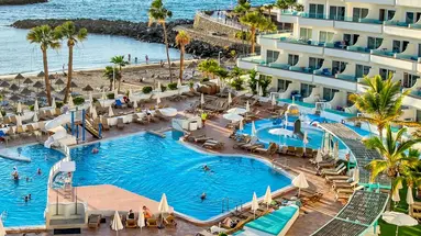 Hovima La Pinta Beachfront Family