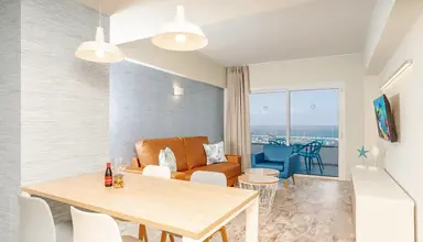 Hovima La Pinta Beachfront Family