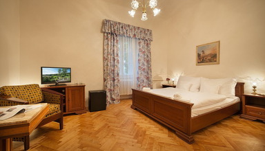 Hruba Skala