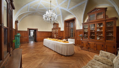 Hruba Skala