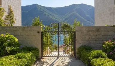 Huma Kotor Bay