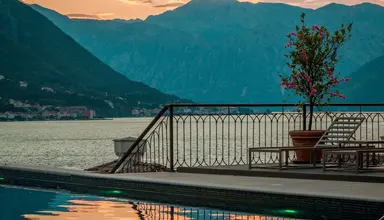 Huma Kotor Bay