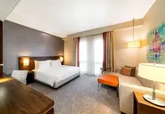 Hyatt Place Dubai Wasl District